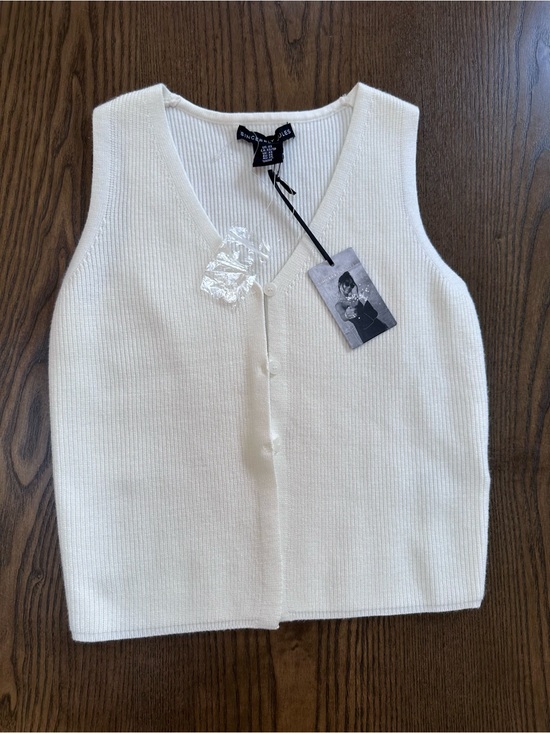 Sincerly Jules Tops - Sincerely Jules White Ribbed Button-Front Knit Tank